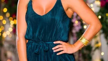 Siren Cuff porté par Elly Miles dans The Bachelor Australia