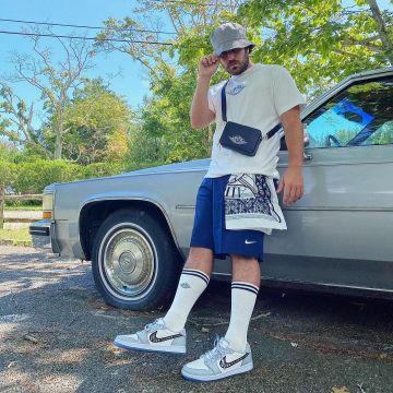 La paire de Chaussette Dior X Jordan  porté par Max Miller   sur le compte Instagram de @miller 