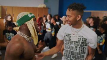 Bil­lion Dol­lar Ba­by Wavy Black Tee of Stunna 4 Vegas in DaBaby x Stunna 4 Vegas - No Dribble