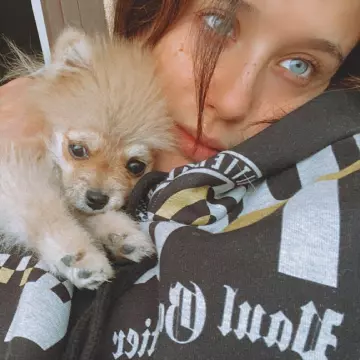 Jean Paul Gaultier Hoodie of María Pedraza on the Instagram account @mariapedraza_