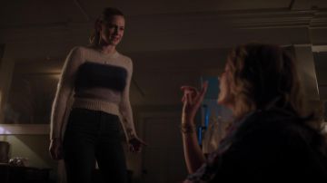 Sweater worn by Betty Cooper (Lili Reinhart) in Riverdale (S03E10)