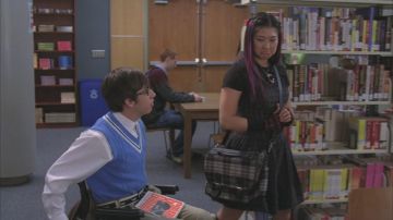 Vestido usado por Tina Cohen-Chang (Jenna Ushkowitz) en Glee (S01E19)