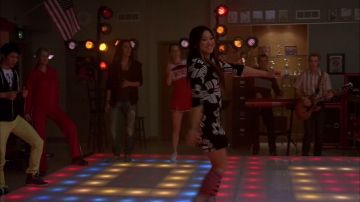Vestido usado por Tina Cohen-Chang (Jenna Ushkowitz) en Glee (S03E16)
