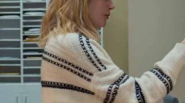 Black & White Sweater of Sofie Rydman (Ida Engvoll) in Love & Anarchy (S01E03)