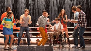 Vestido usado por Tina Cohen-Chang (Jenna Ushkowitz) en Glee (S04E20)