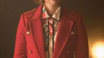 Red Coat of Penelope Blossom (Nathalie Boltt) in Riverdale (S05E02)
