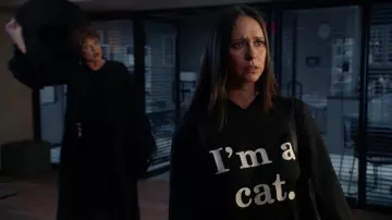 Hoodie portée par Maddie Kendall (Jennifer Love Hewitt) dans 9-1-1 (S03E06)