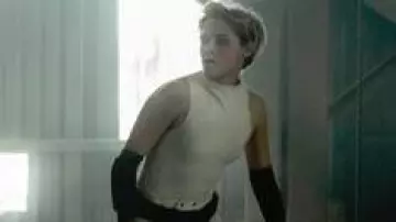 Mock Turtleneck Top de Sabina Wilson (Kristen Stewart) en Charlie's Angels