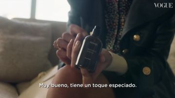 Aesop Marrakech Intense EDT 50ml de Emma Corrin como se ve en El bolso de Emma Corrin | El bolso de | VOGUE España