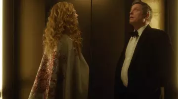 Wardrobe of The Undoing: Grace Fraser (Nicole Kidman) wears Grey Embroidered Cape Coat in season 1, episode 1