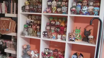 The funko pop of the Beast in Beauty and the Beast of LinksTheSun in the video Thank you Taker - Review Survivor Series 2020