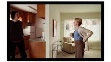 Brown Pants of Nicole Barber (Scarlett Johansson) in Marriage Story