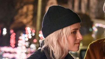 Black Beanie worn by Abby (Kristen Stewart) in Happiest Season
