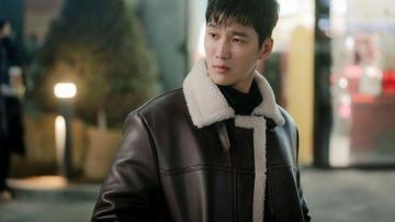 Brown Leather Fur Jacket Coat of Jang Geun Won (Ahn Bo-hyun) in Itaewon Class (S01E03)