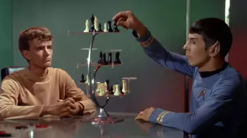 Tridimensional Chess Set of Mr. Spock (Leonard Nimoy) in Star Trek