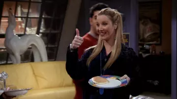 Assiettes de Phoebe Buffay (Lisa Kudrow) dans Friends (S04E14)
