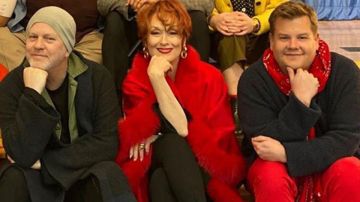 Dee Dee Allen Capa Roja de Dee Dee Allen (Meryl Streep) en The Prom