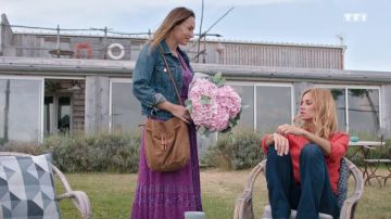 Long dress with small patterns worn by Rose Latour (Vanessa Demouy) in Tomorrow belongs to us (Episode 768)
