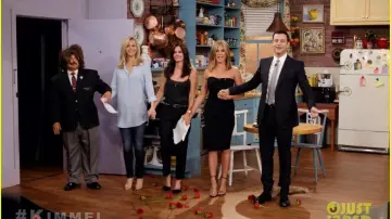 Chaussures portée par Jennifer Aniston dans l'émission Jimmy Kimmel Live