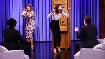 Chaussures portée par Gal Gadot dans l'émission The Tonight Show Starring Jimmy Fallon