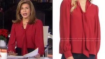 Blouse rouge avec cravate plissée de Self - Co-Anchor (Hoda Kotb) dans Today 