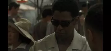 The sunglasses of Frank Lucas (Denzel Washington) in the movie American Gangster