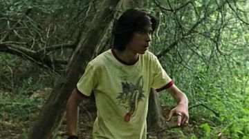 The t-shirt "Tom" de Patrick Hocksetter (Owen Teague) in IT (2017)