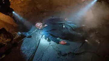 Outfits of Dark Phoenix: Michael Fassbender wears Boots that to portray Erik Lehn­sh­err in the movie