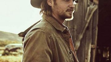 Genuineleatherjackets.com | Brown Jacket of Kayce Dutton (Luke Grimes) in Yellowstone (S03E06)