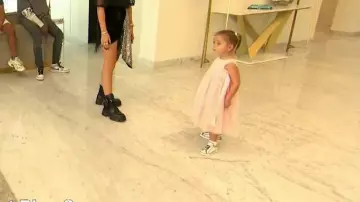 Fendi Kids baskets à imprimé FF portés par Chelsea dans JLC Family 3 ep 3