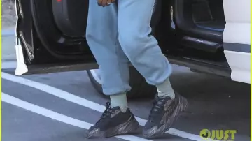 Las zapatillas de Kanye West en La increíble familia Kardashian