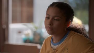 Mini Moon Necklace worn by Julie (Madison Reyes) in Julie and the Phantoms (S01E01)
