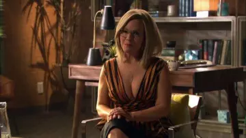 Les lunettes de vue portées par Linda Martin (Rachael Harris) dans la série Lucifer (S03E26)
