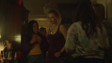 Vestido usado por Maeve (wiley) como se ve en Sex Education S01E02