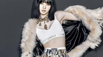 Denim pants that Lisa wore in HYLT Teaser Photo