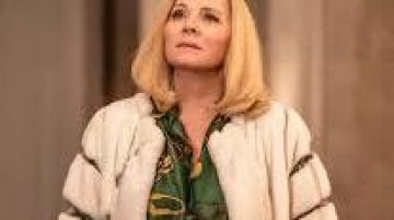 Fur coat worn by Margaret Monreaux (Kim Cat­trall) as seen in Filthy Rich TV series (Season 1 Episode 4) 