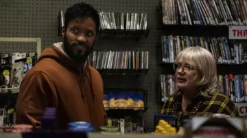 Sherpa hoodie worn by Shadow Moon (Ricky Whit­tle) as seen in American Gods (Season 3 Episode 1)