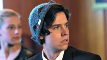 Réplique du bonnet de Jughead Jones (Cole Sprouse) dans Riverdale (S01E03)