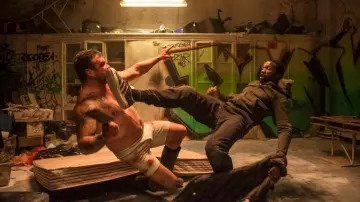 Adidas of Elliot Finch (Sope Dirisu) in Gangs of London (S01E01)