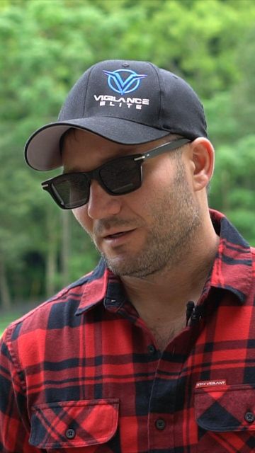 Cutler & Gross Rectangle Gafas de sol negras usadas por Shawn Ryan en @shawnryan762 cuenta de Instagram