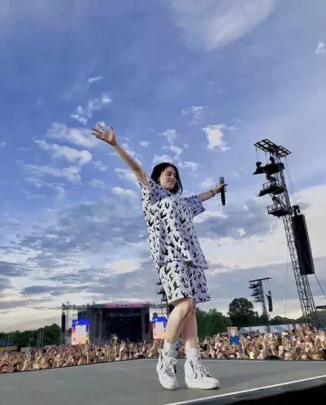 White printed T-shirt and Shorts set worn by Billie Eilish for Lollapalooza Festival at Stockholm, Sweden on June 28, 2019