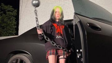 Har­ness Leg Garters worn by Billie Eilish on the Instagram account of @Blohsh