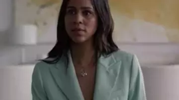 Blazer costume porté par Josephina Zawe Ashton en Velours Buzzsaw