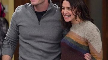 Sammy Crewneck Sweater of Dr. Amelia Shepherd (Caterina Scorsone) in Grey's Anatomy (S17)