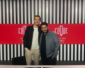 El chaleco negro usado por Domingo aka Pierre-Alexis Bizot en su publicación de Instagram @pa.domingo y en el show Clique con Mouloud Achour