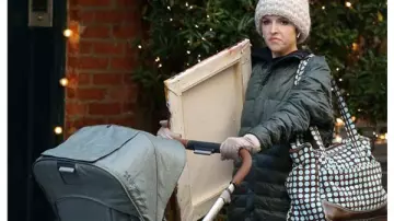 Sac portée par Darby (Anna Kendrick) dans la série Love Life (S01E10)