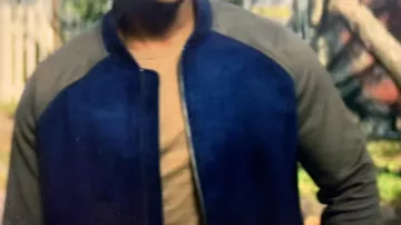 Chaqueta azul y marrón de Falcon (Anthony Mackie) en Falcon and the Winter Soldier