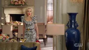 Black and White Floral Dress of Alexis Carrington (Elaine Hendrix) in Dynasty (S04E04)