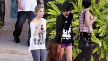 Tee shirt worn by Ashley Benson in the video Selena Gomez, Ashley Benson &amp; Vanessa Hudgens on Spring Breakers Set (Florida)
