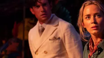 White Summer Blazer and pants set worn by McGregor Houghton (Jack Whitehall) in Jungle Cruise movie wardrobe
